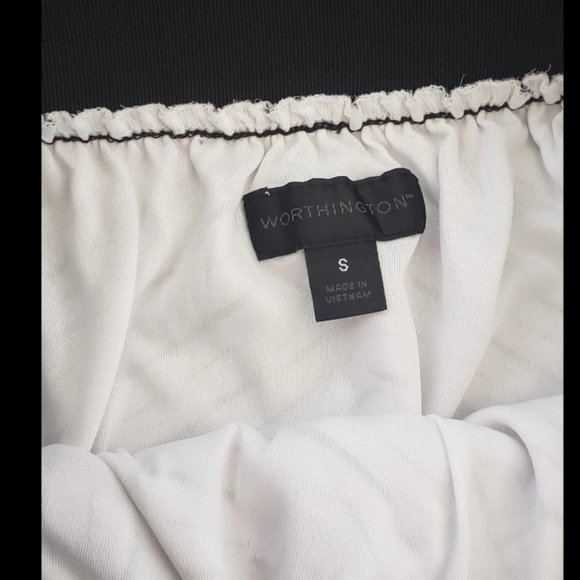 Long Junior's Small Black and White Striped Skirt from Worthington - Picture 2 of 4